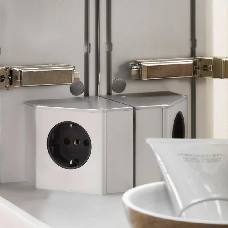 Emco Asis Prime Lichtspiegelschrank 130 X 70 Cm Unterputzmodell, 2 Steckdosen – Bild 6