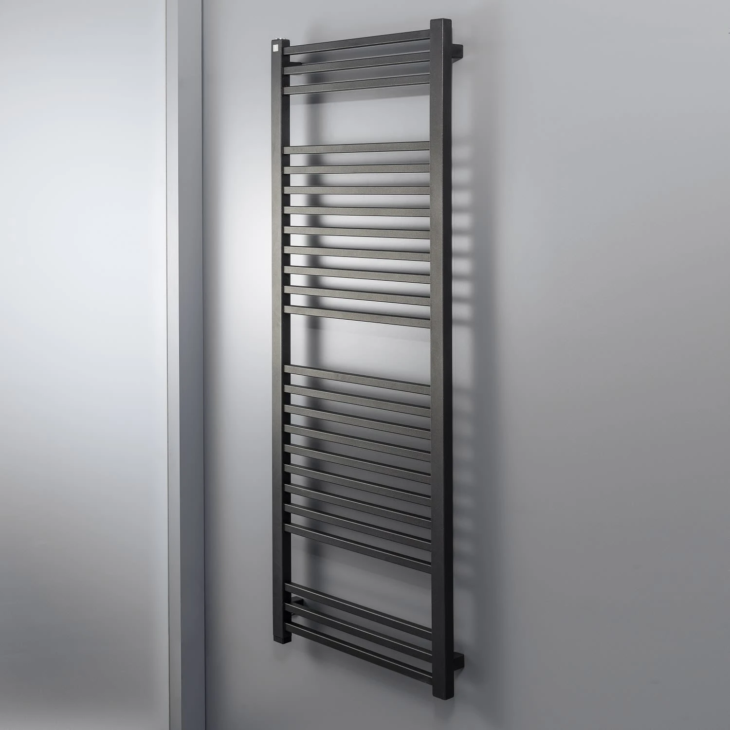 Kronenbach Cube E Elektro-Badheizkörper 60 X 151 Cm Heizpatrone Links